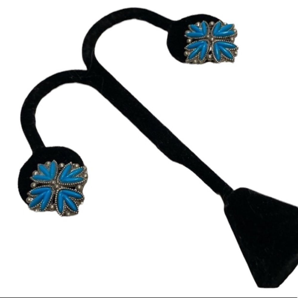 Vintage Estate Silver And Faux Turquoise Earrings - Picture 2 of 10